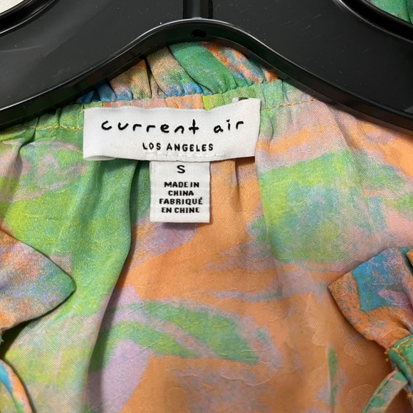 Current Air bright sleeveless blouse. - Picture 2 of 4